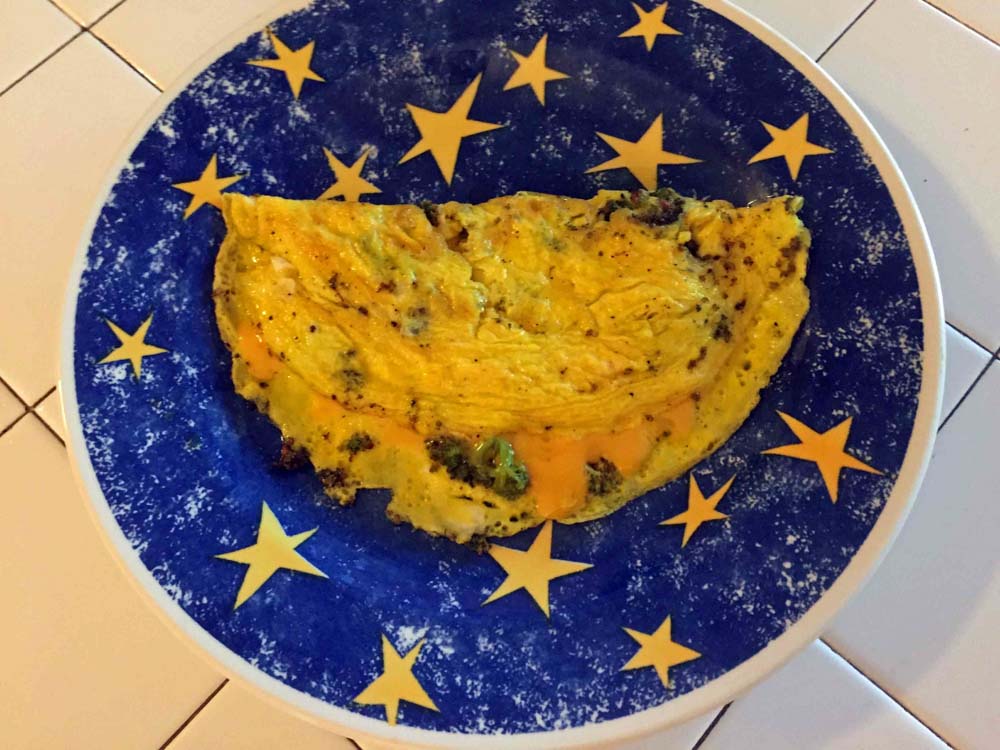 Food Broccoli-and-Cheese-Omelette